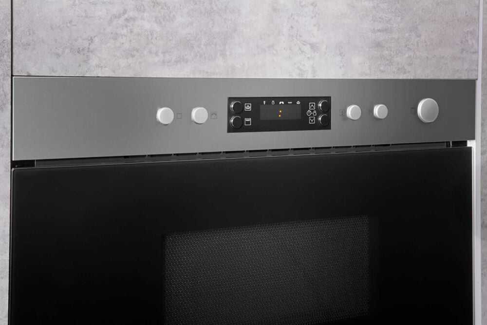 Hotpoint Class 3 MN314IXH Stainless Steel 22L 700W Integrated Microwave & Gril